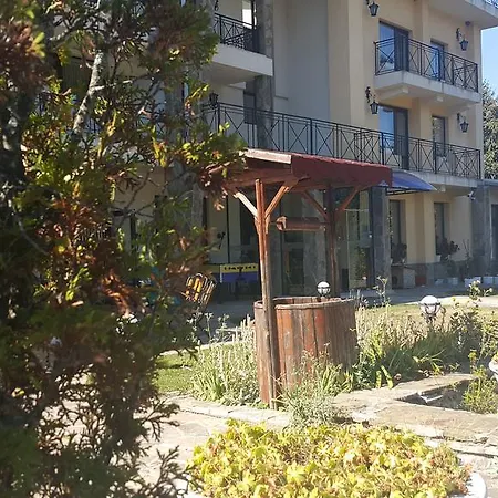 מלון Via Trayana *