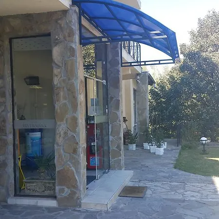 מלון Via Trayana *