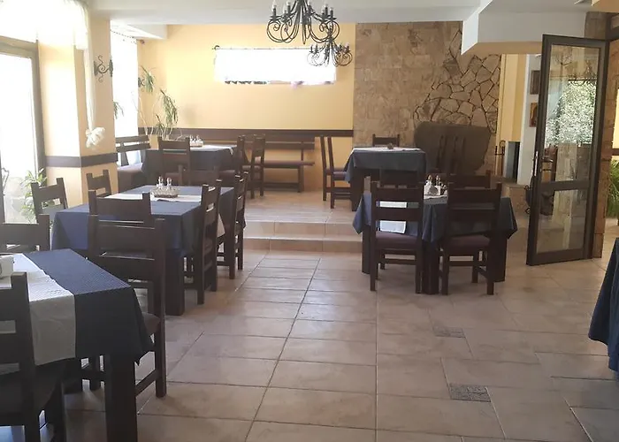 траяна Бели Осъм