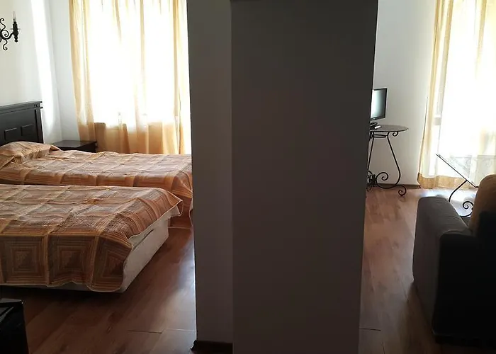 траяна Хотел *