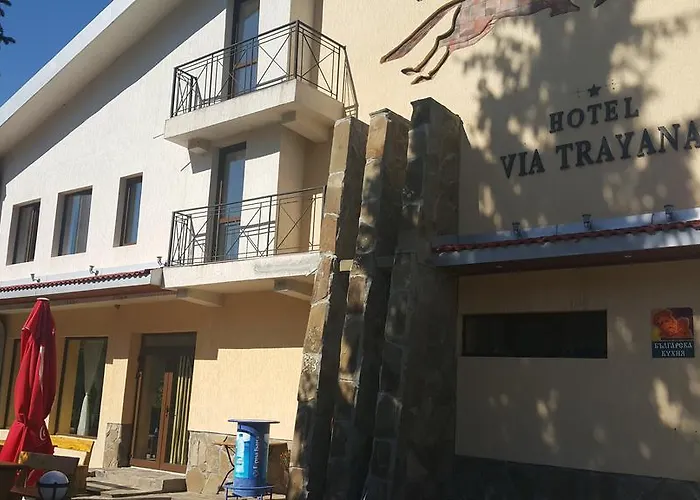 траяна Бели Осъм